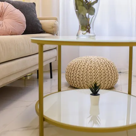 Cismigiu - Urban Comfort With A Stylish Touch דירה